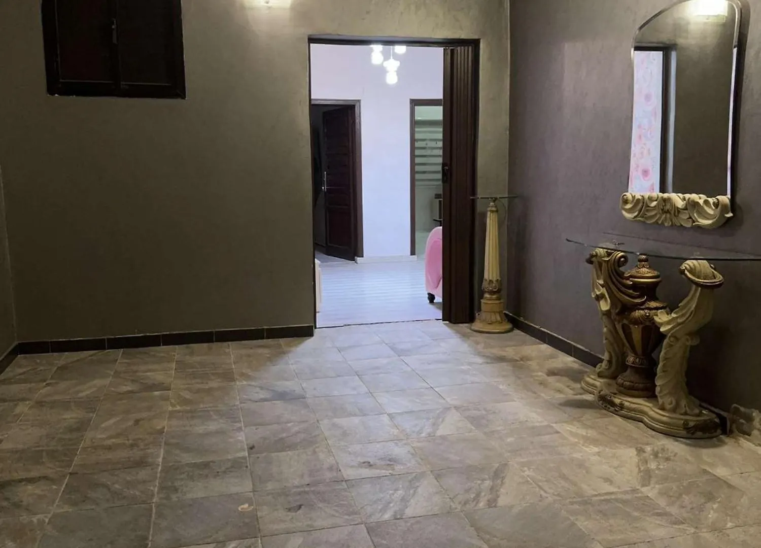 Appartement شقة مفروشه بمكه تبعد 9 كيلو عن الحرم à La Mecque